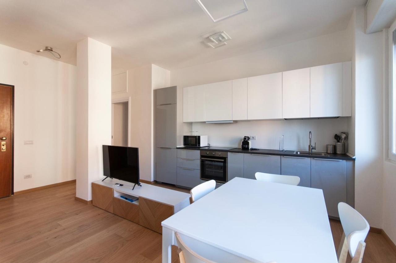 Youhosty - Del Castagno 2 * Milan